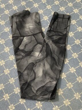 lululemon athletica Black & Gray Marble Print Leggings
